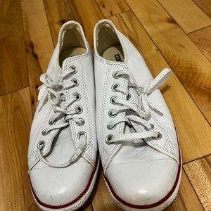 Unisex White Leather Converse sneakers
